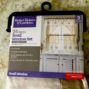 BH&G, Butterfly Tier and Swag Set - Small Window